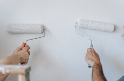 Kunsten at indrette et eklektisk hjem: Tips til at vælge de perfekte vægfarver
